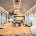 Luxury Valo By Hilla *