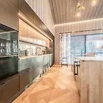 Luxury Valo By Hilla
