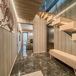 Luxury Valo By Hilla * לוי