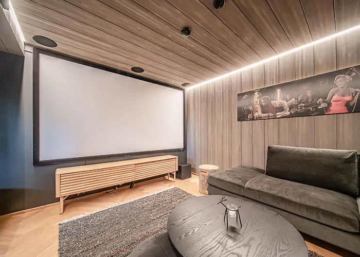 Luxury Valo By Hilla *