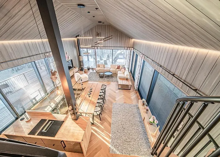 Luxury Valo By Hilla *