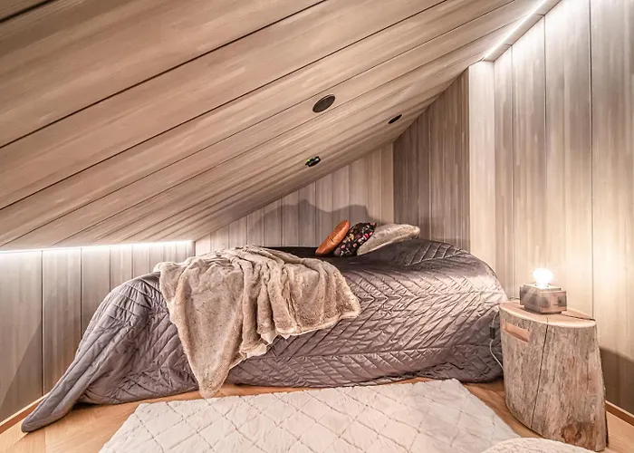 Luxury Valo By Hilla *